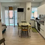 아파트 Casa Di Leo 로아노