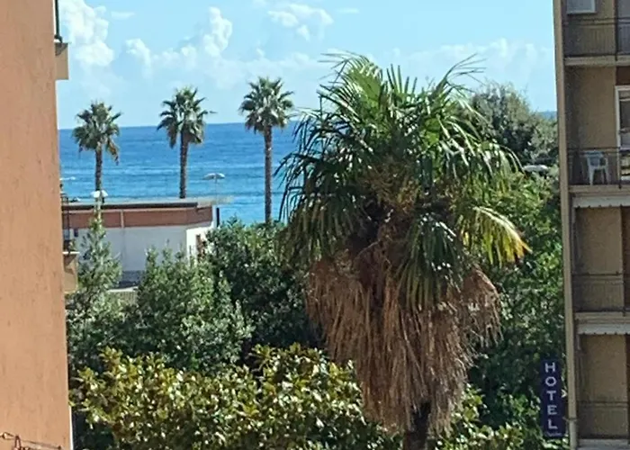 Casa Di Leo * Loano